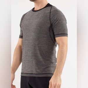 Lululemon Men’s Ptp 20” Strechy S/M Length 27” Black Reversible Reflective